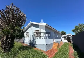 Foto 1 de Casa com 3 Quartos para alugar, 140m² em Contorno, Ponta Grossa