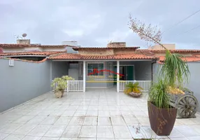 Foto 1 de Casa com 3 Quartos à venda, 180m² em Jardim Atlântico Oeste, Maricá