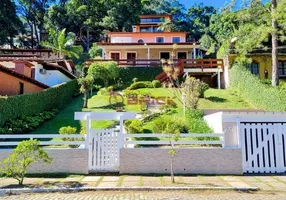 Foto 1 de Casa de Condomínio com 4 Quartos à venda, 285m² em Carlos Guinle, Teresópolis