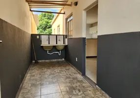 Foto 1 de Casa de Condomínio com 2 Quartos para alugar, 70m² em São Bernardo, Belo Horizonte