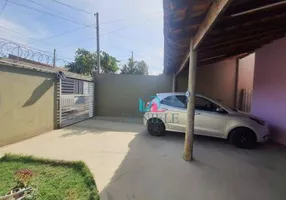 Foto 1 de Casa com 2 Quartos à venda, 106m² em Parque Igacaba, Araraquara