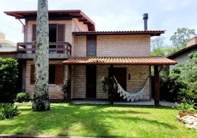 Foto 1 de Casa com 3 Quartos à venda, 218m² em Campeche, Florianópolis