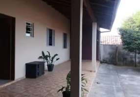 Foto 1 de Casa com 2 Quartos à venda, 315m² em Residencial Estoril, Taubaté