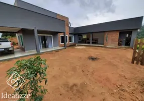 Foto 1 de Fazenda/Sítio com 3 Quartos à venda, 3000m² em , Santa Rita de Jacutinga