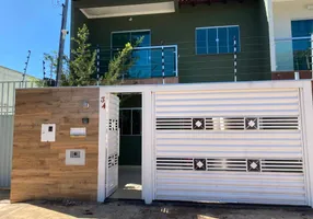 Foto 1 de Sobrado com 3 Quartos à venda, 110m² em Santo Antônio, Campo Grande