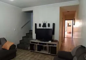 Foto 1 de Sobrado com 4 Quartos à venda, 250m² em Utinga, Santo André