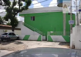 Foto 1 de Apartamento com 2 Quartos para alugar, 52m² em Barro, Recife