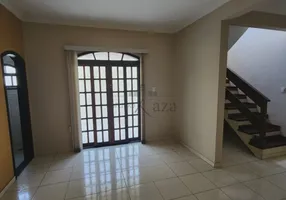 Foto 1 de Sobrado com 3 Quartos à venda, 232m² em Loteamento Villa Branca, Jacareí