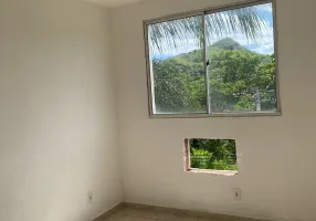 Foto 1 de Apartamento com 2 Quartos para alugar, 47m² em Bangu, Rio de Janeiro