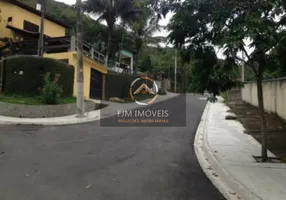 Foto 1 de Lote/Terreno à venda, 460m² em Piratininga, Niterói