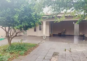 Foto 1 de  com 3 Quartos à venda, 247m² em Tibery, Uberlândia