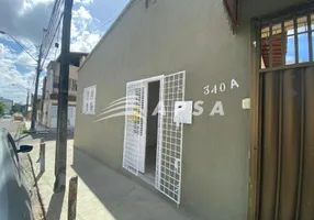 Foto 1 de Casa com 3 Quartos para alugar, 109m² em Benfica, Fortaleza