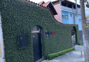 Foto 1 de Casa com 3 Quartos à venda, 400m² em Parque Anchieta, Rio de Janeiro
