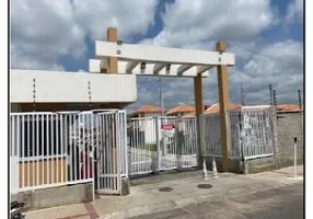 Foto 1 de Apartamento com 2 Quartos à venda, 47m² em Massangano, Petrolina