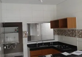 Foto 1 de Casa com 2 Quartos à venda, 97m² em Setor Faiçalville, Goiânia