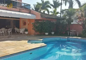 Foto 1 de Casa com 6 Quartos à venda, 209m² em Enseada, Guarujá