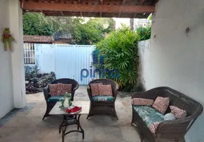 Foto 1 de Casa com 5 Quartos à venda, 360m² em Pituba, Salvador