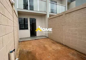 Foto 1 de Casa com 2 Quartos à venda, 65m² em Novo Barreirinho, Ibirite