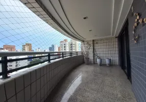 Foto 1 de Apartamento com 4 Quartos à venda, 205m² em Meireles, Fortaleza