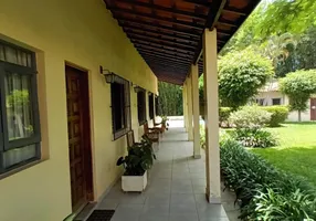 Foto 1 de Casa de Condomínio com 4 Quartos à venda, 1550m² em Chácara Vista Alegre, Itapecerica da Serra