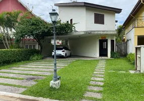 Foto 1 de Casa de Condomínio com 3 Quartos à venda, 280m² em Morada dos Pássaros, Barueri