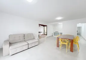 Foto 1 de Apartamento com 2 Quartos para alugar, 117m² em Praia dos Amores, Balneário Camboriú