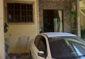 Foto 1 de Casa com 3 Quartos à venda, 80m² em Mantiquira, Duque de Caxias