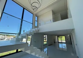 Foto 1 de Casa de Condomínio com 4 Quartos à venda, 300m² em Gran Royalle, Lagoa Santa