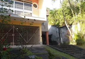 Foto 1 de Casa com 3 Quartos à venda, 423m² em  Vila Valqueire, Rio de Janeiro