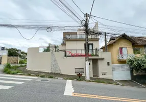 Foto 1 de Casa com 4 Quartos à venda, 229m² em São Marcos, Macaé