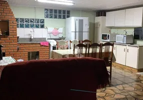 Foto 1 de Casa com 4 Quartos à venda, 163m² em Santa Catarina, Caxias do Sul