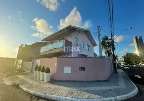 Foto 1 de Casa com 2 Quartos à venda, 170m² em Barra, Balneário Camboriú