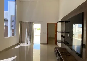 Foto 1 de Casa com 3 Quartos para alugar, 190m² em Condomínio Belvedere, Cuiabá