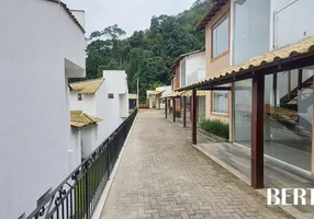 Foto 1 de Casa de Condomínio com 2 Quartos à venda, 100m² em Penedo, Itatiaia