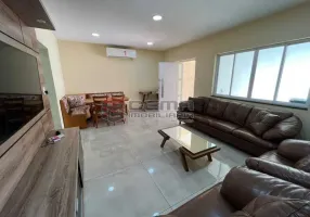Foto 1 de Casa com 3 Quartos para alugar, 228m² em Laranjeiras, Rio de Janeiro
