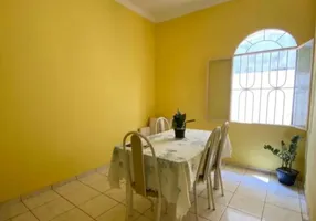 Foto 1 de Casa com 3 Quartos à venda, 95m² em Marambaia, Belém