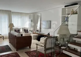 Foto 1 de Sobrado com 4 Quartos para alugar, 300m² em Vila Sao Silvestre, São Paulo