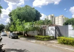 Foto 1 de Casa com 4 Quartos à venda, 223m² em Jardim América, Goiânia