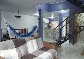 Foto 1 de Casa de Condomínio com 3 Quartos à venda, 300m² em Cavalhada, Porto Alegre