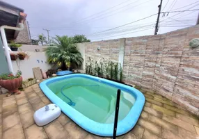 Foto 1 de Casa com 2 Quartos à venda, 150m² em Olaria, Canoas