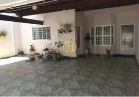 Foto 1 de Casa com 3 Quartos à venda, 187m² em Jardim Altos de Santana II, Jacareí