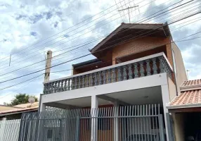 Foto 1 de Casa de Condomínio com 4 Quartos para alugar, 180m² em Orleans, Curitiba