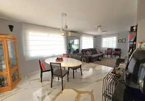 Foto 1 de Casa de Condomínio com 4 Quartos à venda, 220m² em Granja Viana, Cotia