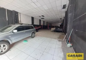 Foto 1 de Galpão/Depósito/Armazém para venda ou aluguel, 650m² em Taboão, Diadema