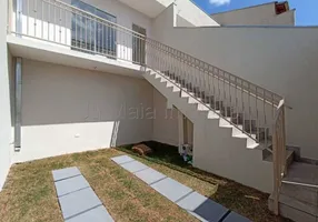 Foto 1 de Casa com 2 Quartos à venda, 60m² em Centro, Pouso Alegre