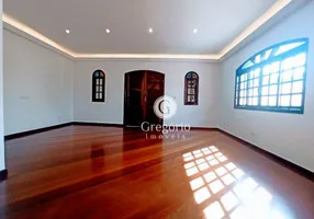 Foto 1 de Sobrado com 3 Quartos à venda, 200m² em Jardim Ivana, São Paulo