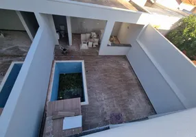 Foto 1 de Casa com 3 Quartos para alugar, 120m² em , Regente Feijó