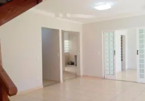 Foto 1 de Sobrado com 3 Quartos à venda, 124m² em Laranjeiras, Caieiras