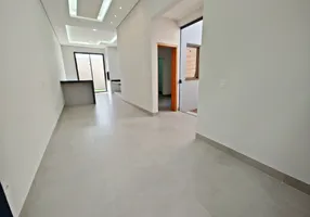 Foto 1 de Casa com 3 Quartos à venda, 85m² em Loteamento Bem Viver, Uberlândia