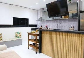 Foto 1 de Apartamento com 3 Quartos à venda, 63m² em Vila Curuçá, Santo André
